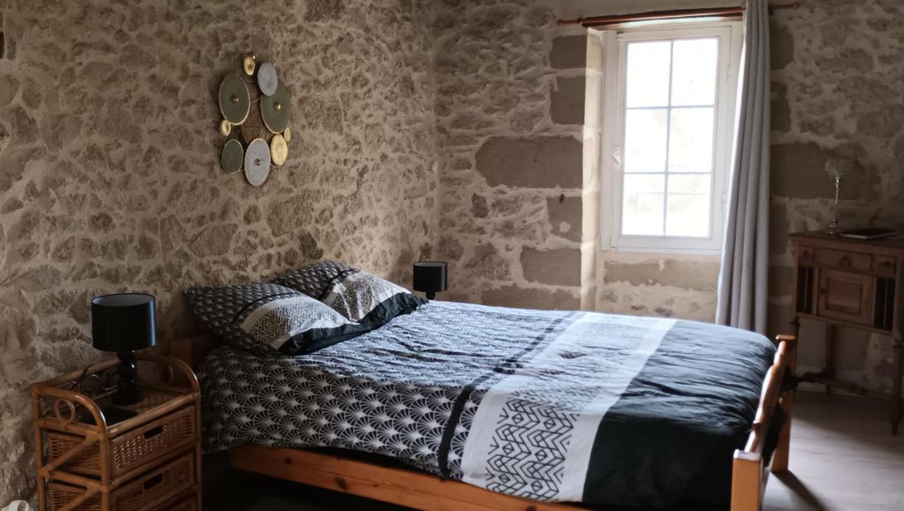 Castelnau-sur-Gupie Les Gites Du Hameau Avec Piscine מראה חיצוני תמונה