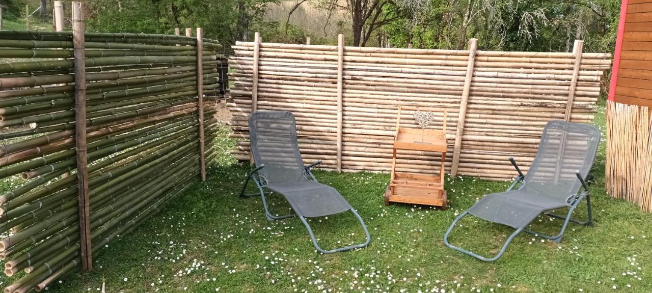 Castelnau-sur-Gupie Les Gites Du Hameau Avec Piscine מראה חיצוני תמונה